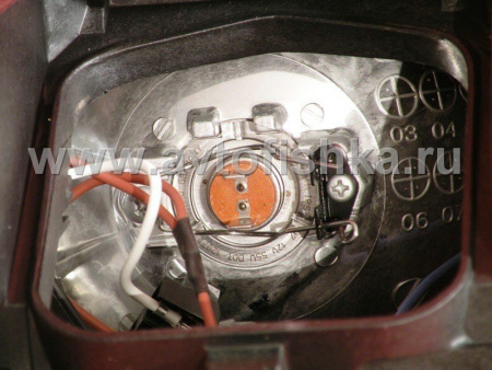 BMW 7 E38 (99-01) фары передние линзовые черные, с корректором, со светящимимся ободками, с тонированными поворотниками, комплект 2 шт.