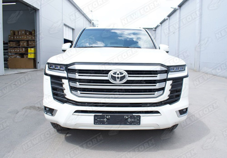 Toyota Land Cruiser LC 300 2021 - н.в. Комплект бамперов