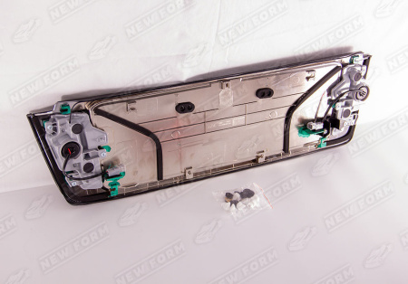 Lexus LX 570 (2 рестайлинг) 2015 - н.в.  Накладка под номер со светодиодным задним ходом Superior Black