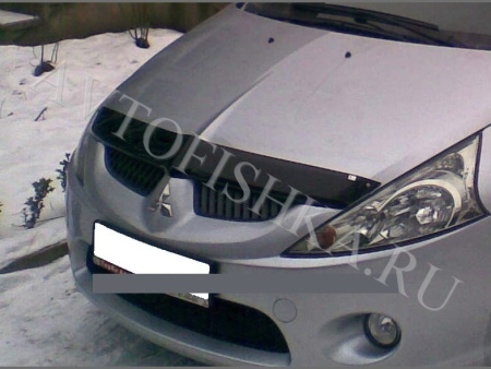 Дефлектор капота темный Mitsubishi Grandis 2004-2009