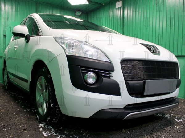 Peugeot 3008 (10–14) Защита радиатора, чёрная, середина