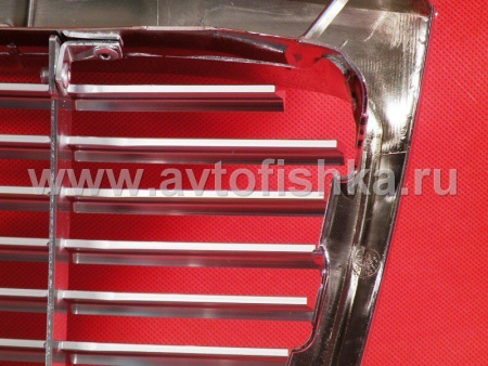 Toyota Land Cruiser 100 (03-07) решетка радиатора алюминиевая в хромированной рамке.