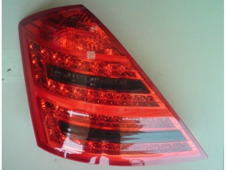 Mercedes S W221 (05-09) фонари задние светодиодные красно-тонированные, дизайн после 2009 года комплект 2 шт.
