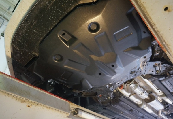 Hyundai Elantra (14–) Защита картера двигателя и кпп, композит 6 мм (V-все)