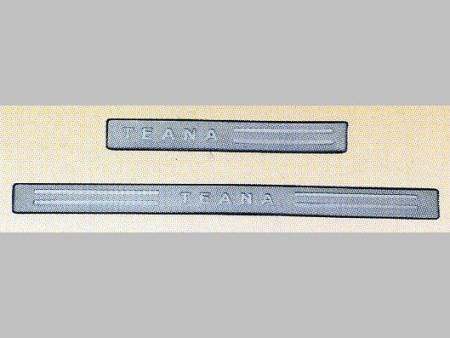 Nissan Teana (2003-) хромированные накладки на внутренние пороги дверей