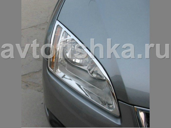 Ford Focus (05-08) седан и хэтчбек хромированные накладки на передние фары, пластик, комплект 2 шт.