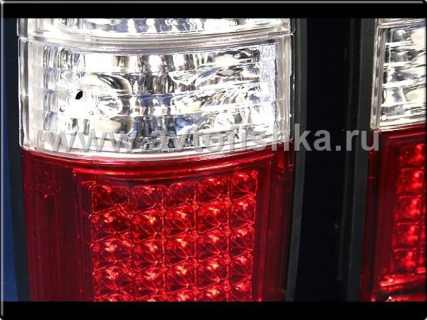 Toyota Land Cruiser 80 (90-97) задние фонари светодиодные красно-хромированные, комплект 2 шт.