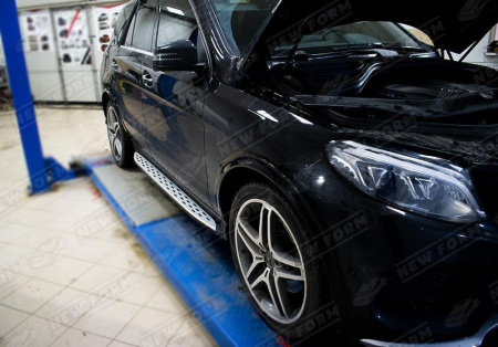 Mercedes-Benz GLE-Klasse W166 2015 - 2018 Пороги