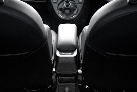 Kia Venga (10–) Подлокотник в сборе (адаптер+бокс черн.)