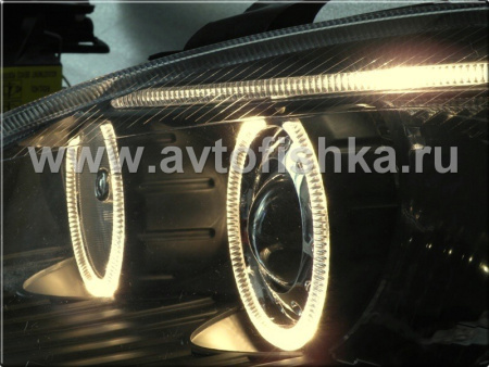 Ford Focus 1 (98-04) Europe+USA передние фары линзовые черные, со светящимися ободками, комплект 2 шт.