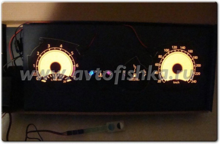 BMW 3 E46 циферблаты шкал комбинации приборов с подсветкой, 240 km/h.