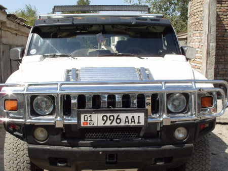 Hummer H2 (02-08)  Козырек над стеклом. Спойлер.
