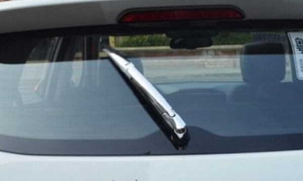 Hyundai Creta (15–) Накладка на дворник пятой двери, 3 части, хром