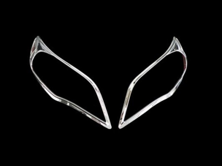 Toyota Corolla (2010-) хромированные накладки на передние фары