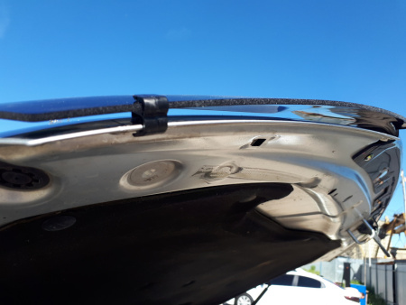 Дефлектор капота темный с надписью Toyota Land Cruiser 200 (07-15)