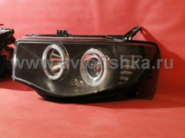 Mitsubishi L200 Triton (2005-) передние фары линзовые со светящимися ободками, черные, комплект 2 шт.