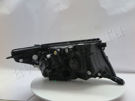 Toyota Land Cruiser 200 (07-12) фары передние линзовые хромированные, со светящимися ободками, с DRL подсветкой, комплект 2 шт.