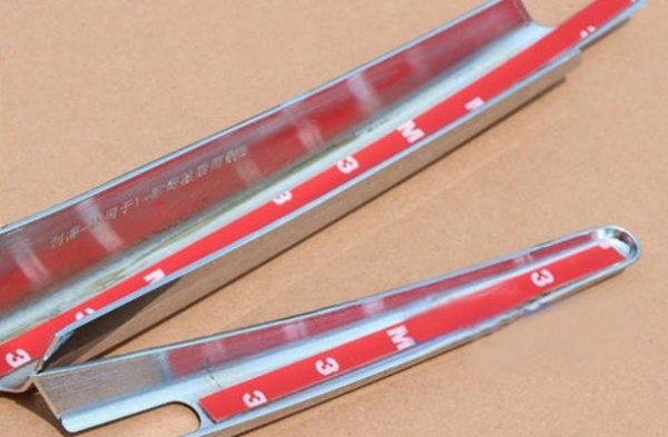 Nissan X-Trail (14–) Накладка на дворник пятой двери, 3 части, хром