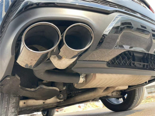 Диффузор SQ7 с насадками для Audi Q7 2020+