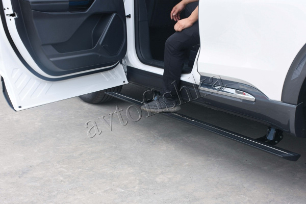 Ford Equator 2021 штатные выезжающие электропороги автоматические