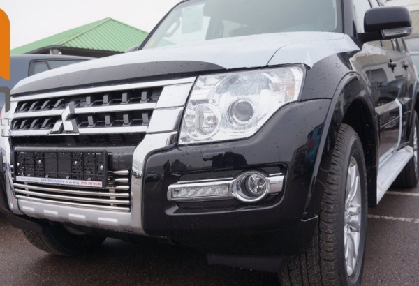 Mitsubishi Pajero (14–) Решетка переднего бампера нижняя d16