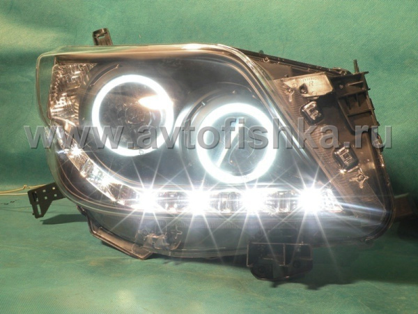 Toyota Land Cruiser Prado 150 (2010-) фары передние линзовые черные со светящимися ободками и светодиодной подсветкой, комплект 2 шт.