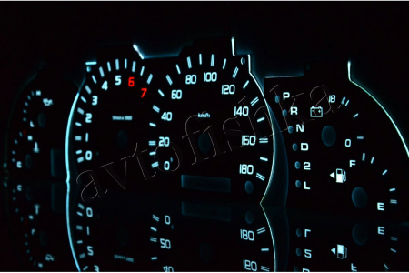 Toyota Sequoia I светодиодные шкалы (циферблаты) на панель приборов
