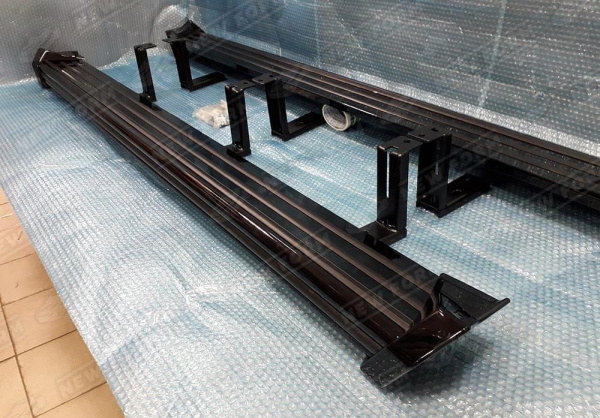 Mercedes-Benz G-Klasse W463 1990 - 2018 Пороги черные