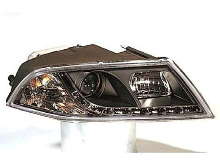 Skoda Octavia (05-) фары передние линзовые, черные