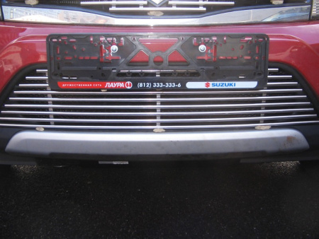 Suzuki Grand Vitara (12-) накладка на решетку бампера