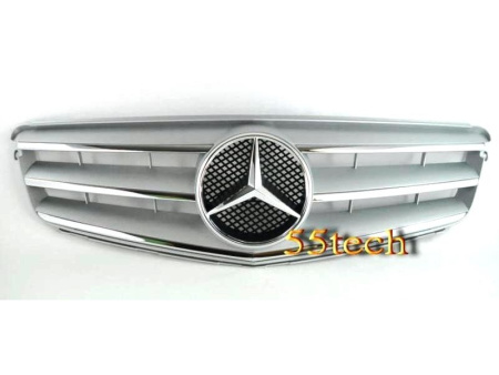 Mercedes C-class W204 (08-) 4 дв. седан решетка радиатора серебристая со звездой, дизайн CL-class, 3 ламели.