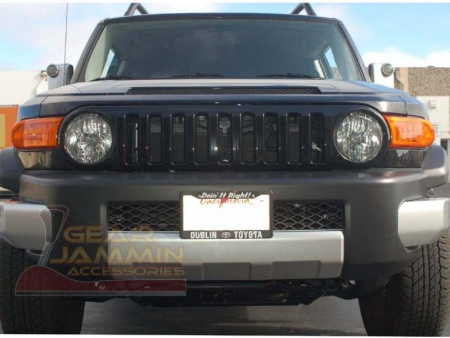 Toyota FJ Cruiser (07-) решетка радиатора черная, вертикальный дизайн