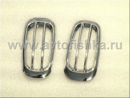 Toyota Land Cruiser 200 (08-) накладки на боковые повторители поворотов, хромированные, комплект 2 шт.