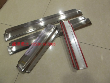 Mitsubishi Pajero Sport V3 (2009-) накладки на внутренние пороги из нержавеющей стали, к-кт 4 шт.