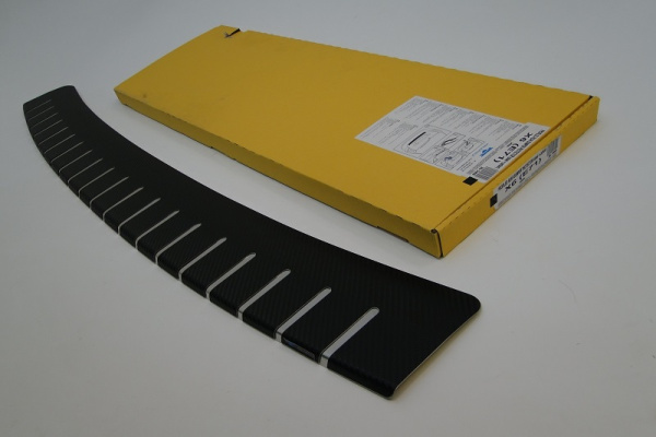 Накладка на задний бампер профилированная с загибом, нерж. сталь + карбон Alu-Frost 30-3468 для BMW X6