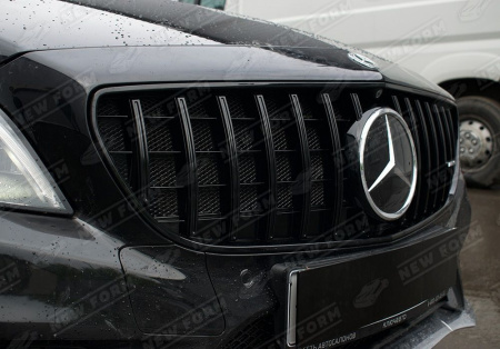 Mercedes-Benz CLA-Klasse C117/X117 рестайлинг 2016 - 2019 Решетка радиатора AMG GT черная