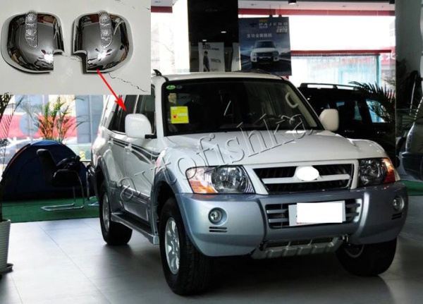 Mitsubishi Pajero 3 (00-07) хромированные накладки на зеркала с поворотником, пластик, комплект 2 шт.