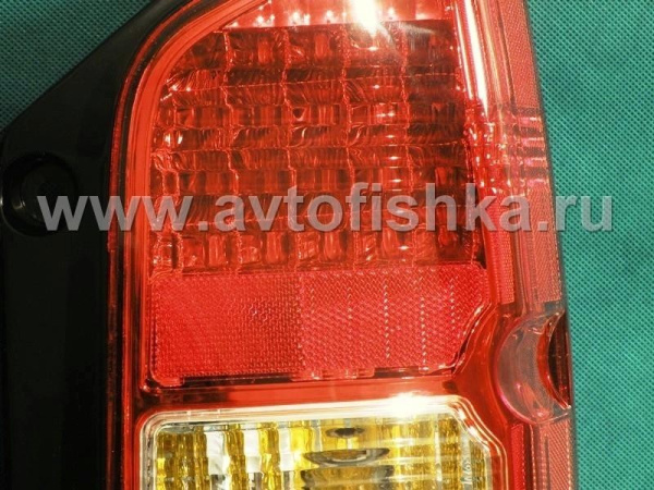 Nissan Pathfinder III (05-) фонари задние светодиодные красно-хромированные, комплект 2 шт.