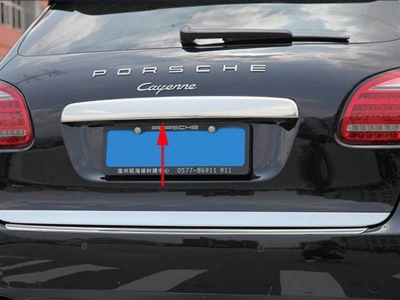 Porsche Cayenne (10–/14–) Накладка над номером на крышку багажника (под логотипом), нерж. сталь