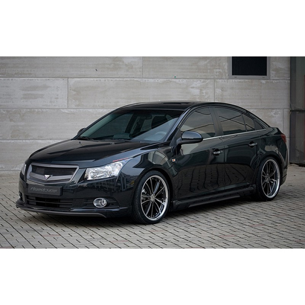 Решетка радиатора Roadruns на Cruze Sedan