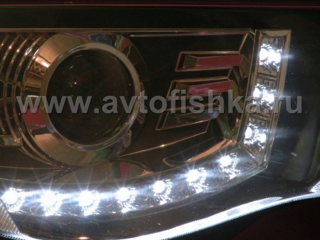 Mitsubishi L200 Triton фары передние линзовые черные, со светодиодной подсветкой DRL, комплект 2 шт.