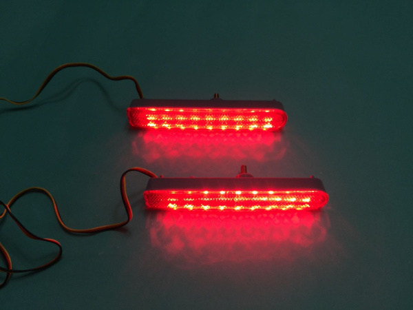 Toyota FJ Cruiser (2007-) фонари заднего бампера светодиодные красные, комплект 2 шт.