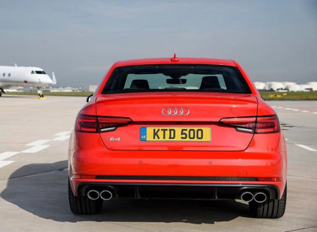 Раздвоенный выхлоп S4 для Audi A4 2016-2022 - нержавейка