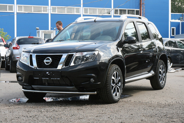 Защита переднего бампера труба d42, Nissan Terrano 2014-