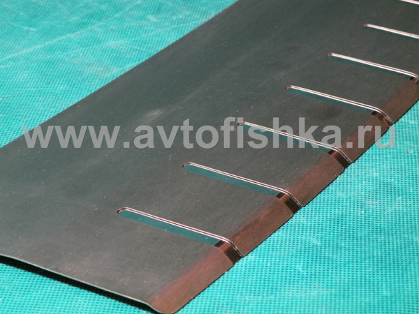 Ford Kuga (08-) накладка на задний бампер профилированная с загибом, к-кт 1шт.