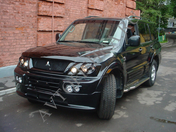 Mitsubishi PAJERO 3 (02-06) Фары DAKAR (комплект с креплениями) hella