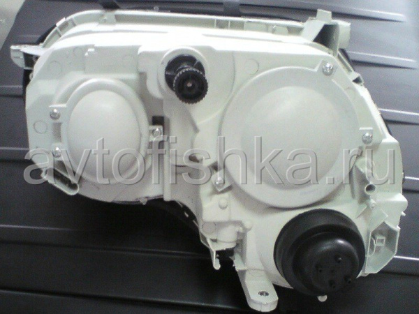 Mercedes C-class W203 (00-07) фары передние линзовые хромированные, со светодиодной подсветкой, комплект 2 шт.