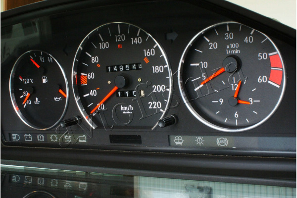 Mercedes 190 W201 светодиодные шкалы (циферблаты) на панель приборов - дизайн 2