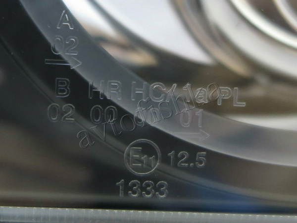 Mercedes E W124 (93-95) фары линзовые черные, с объединенными поворотниками