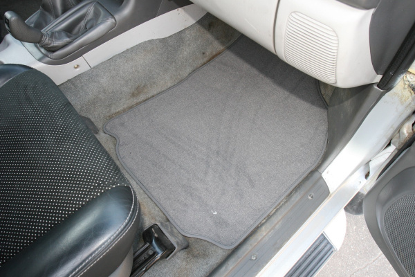 Коврики в салон MITSUBISHI Pajero Sport I 1998-2008, внед., 5 шт. (текстиль)